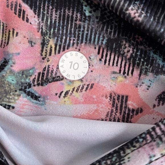 Lululemon Fast & Free Crop Dappled Daze Multi - Picture 6 of 6